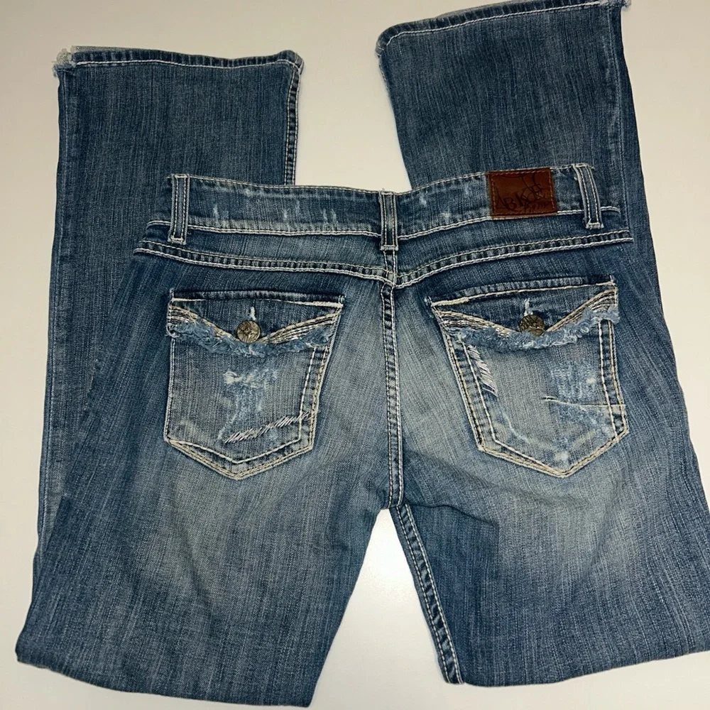 BKE Womens Stella Classic Blue low rise bootcut denim jeans embroidery size 29 - Picture 2 of 9